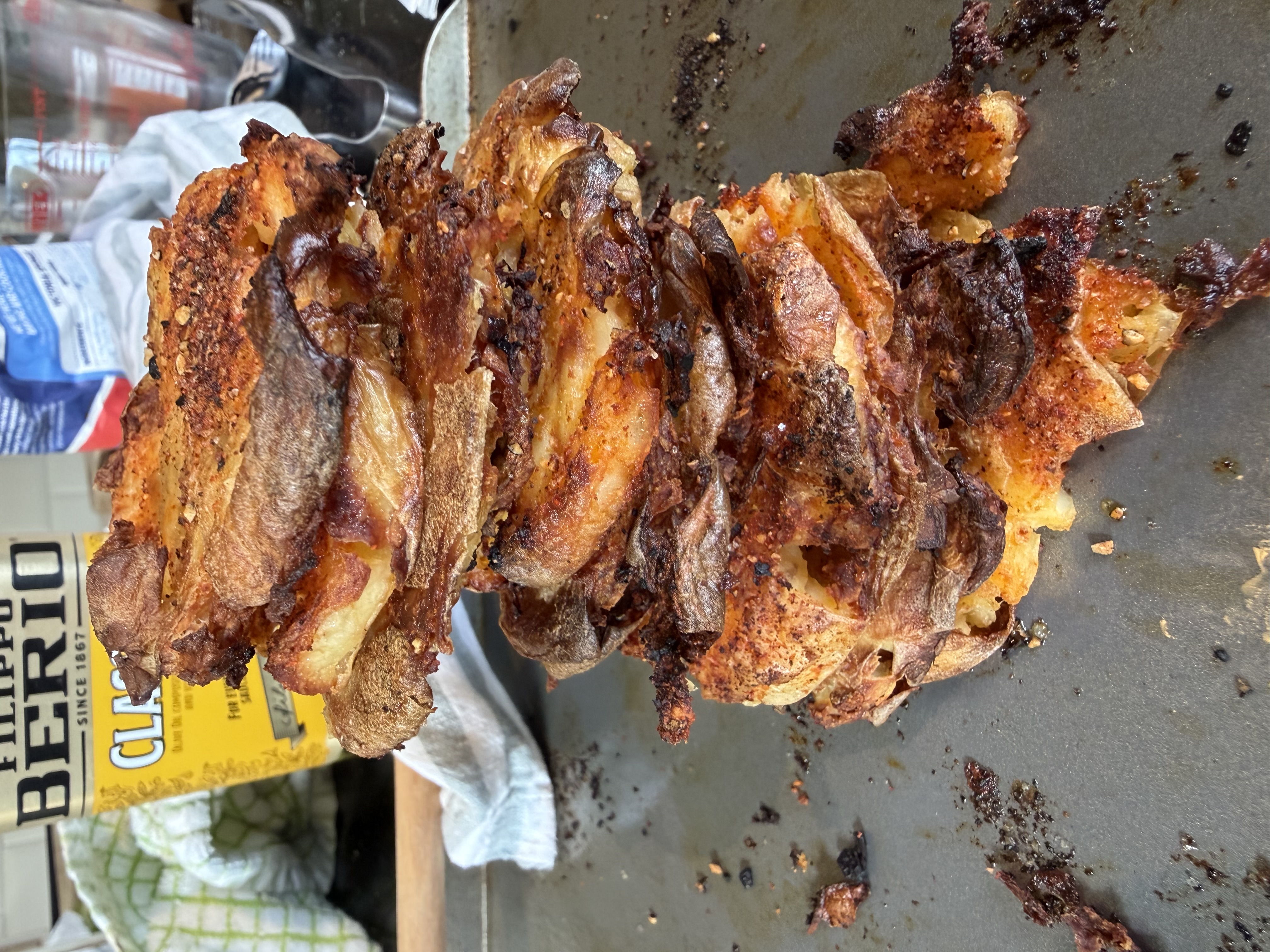 Crispy Paprika Smashed Potatoes 